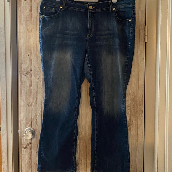 U.S. Polo Assn. Denim - US Polo womans jeans size 20 plus see measurements